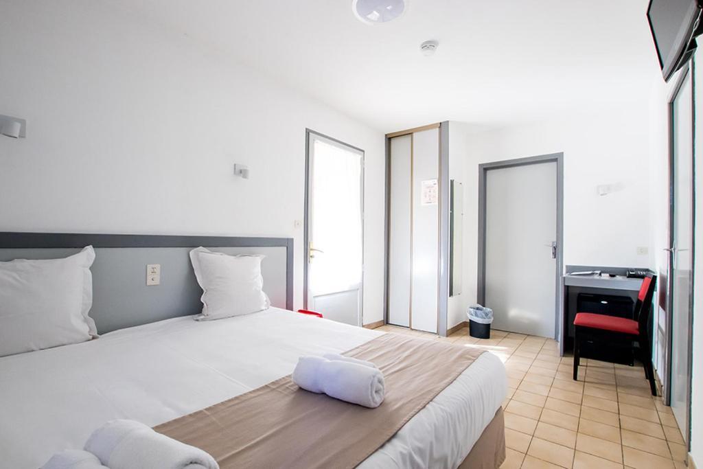 Hotel Du Cros D'Auzon Saint-Maurice-dʼArdèche Dış mekan fotoğraf