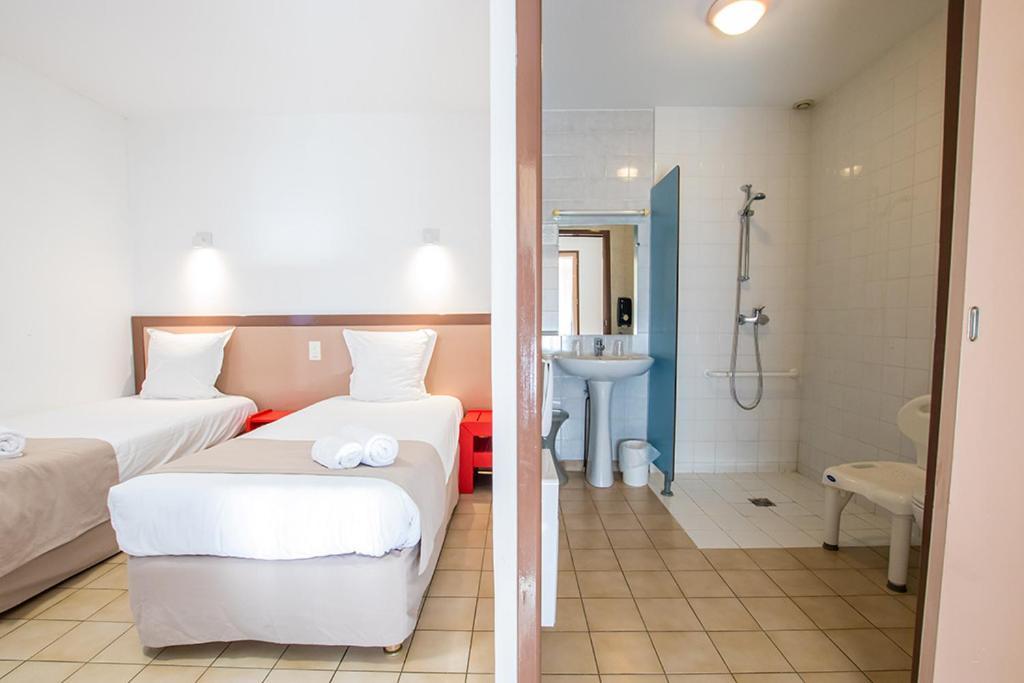 Hotel Du Cros D'Auzon Saint-Maurice-dʼArdèche Dış mekan fotoğraf