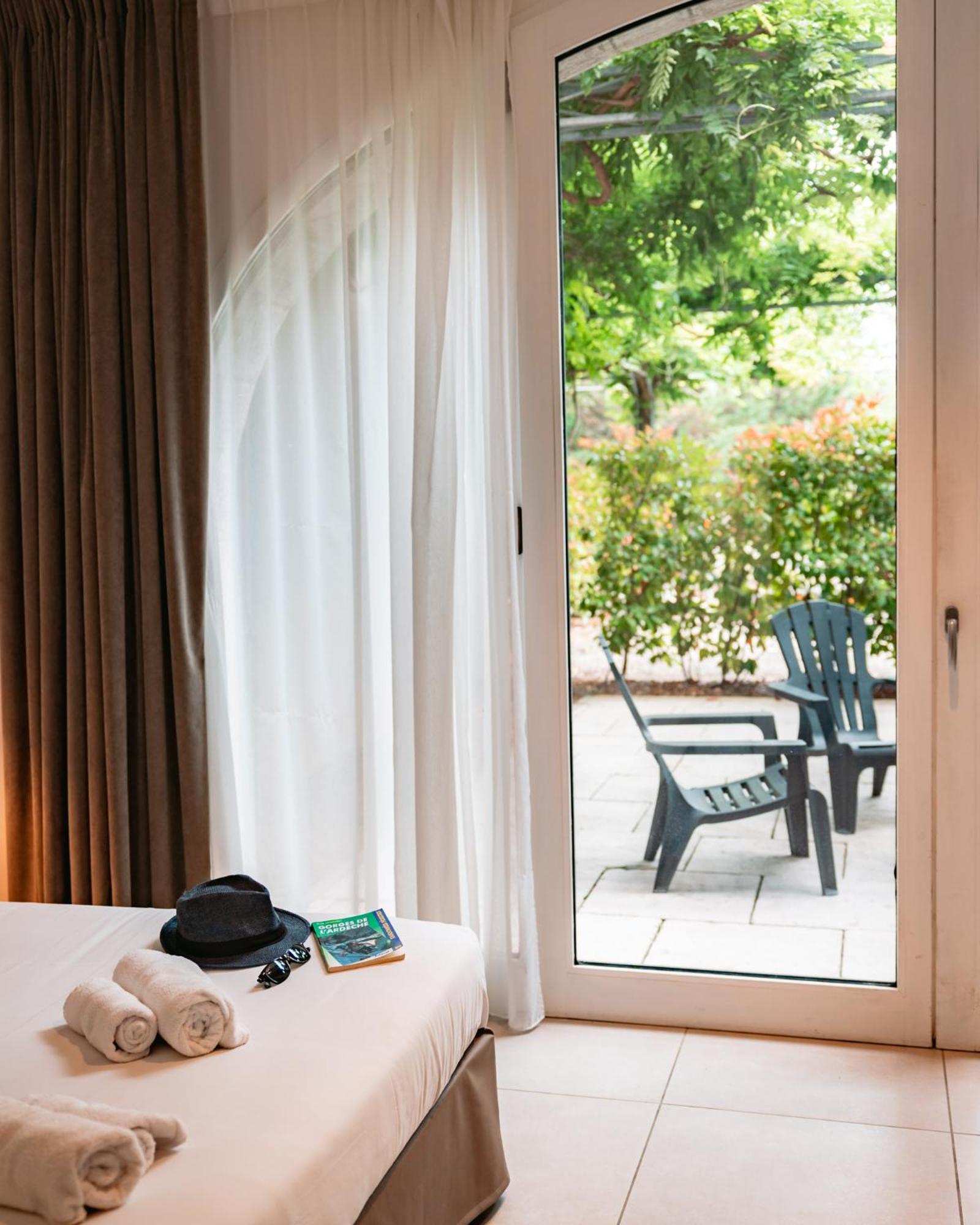 Hotel Du Cros D'Auzon Saint-Maurice-dʼArdèche Dış mekan fotoğraf