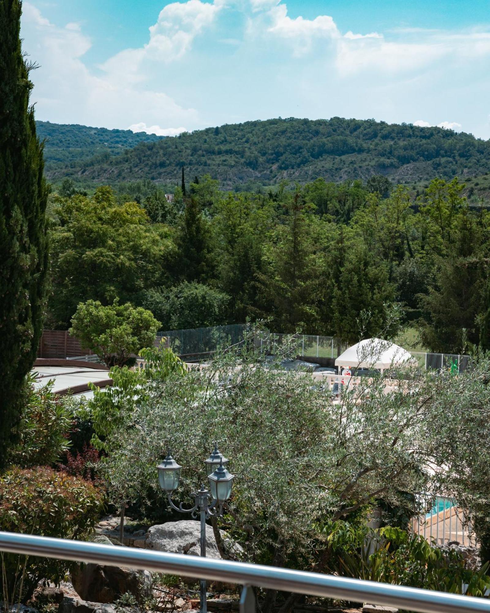 Hotel Du Cros D'Auzon Saint-Maurice-dʼArdèche Dış mekan fotoğraf